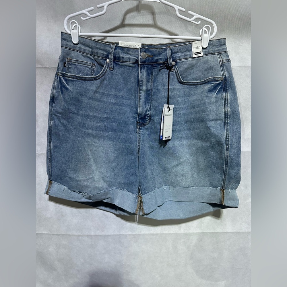NWT Judy Blue Denim High Waist Jean Shorts Raw Hem Sz 3X Plus 150205 Medium Wash